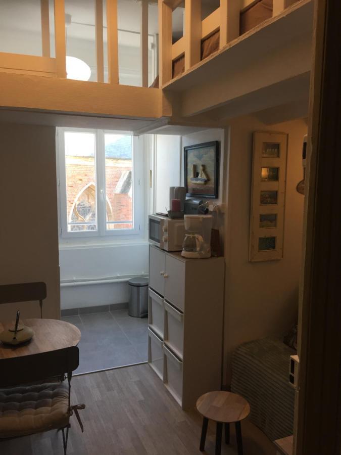 Studette Tiny House De L Eglise 12 M2 Apartment Ault Bagian luar foto