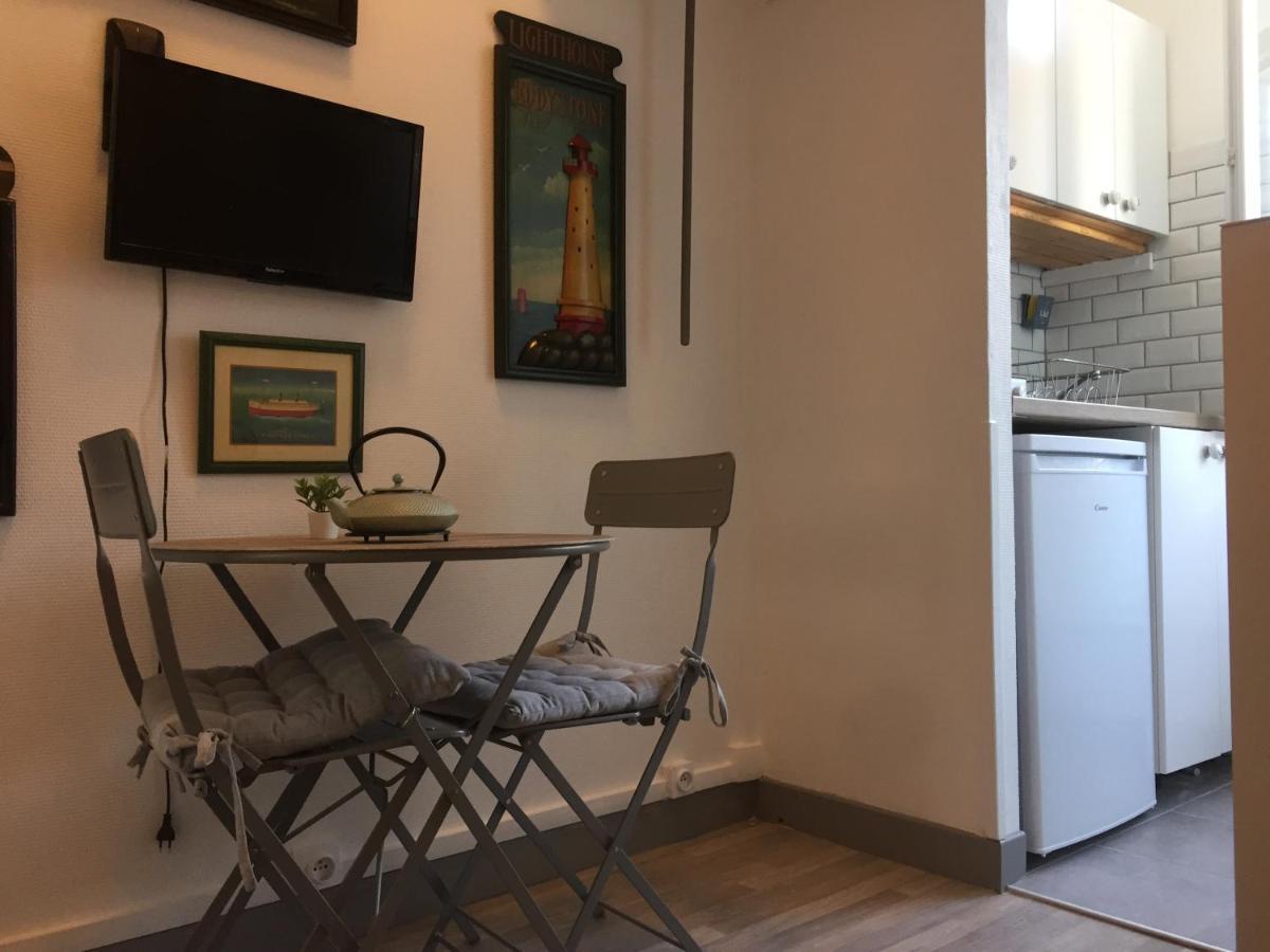 Studette Tiny House De L Eglise 12 M2 Apartment Ault Bagian luar foto